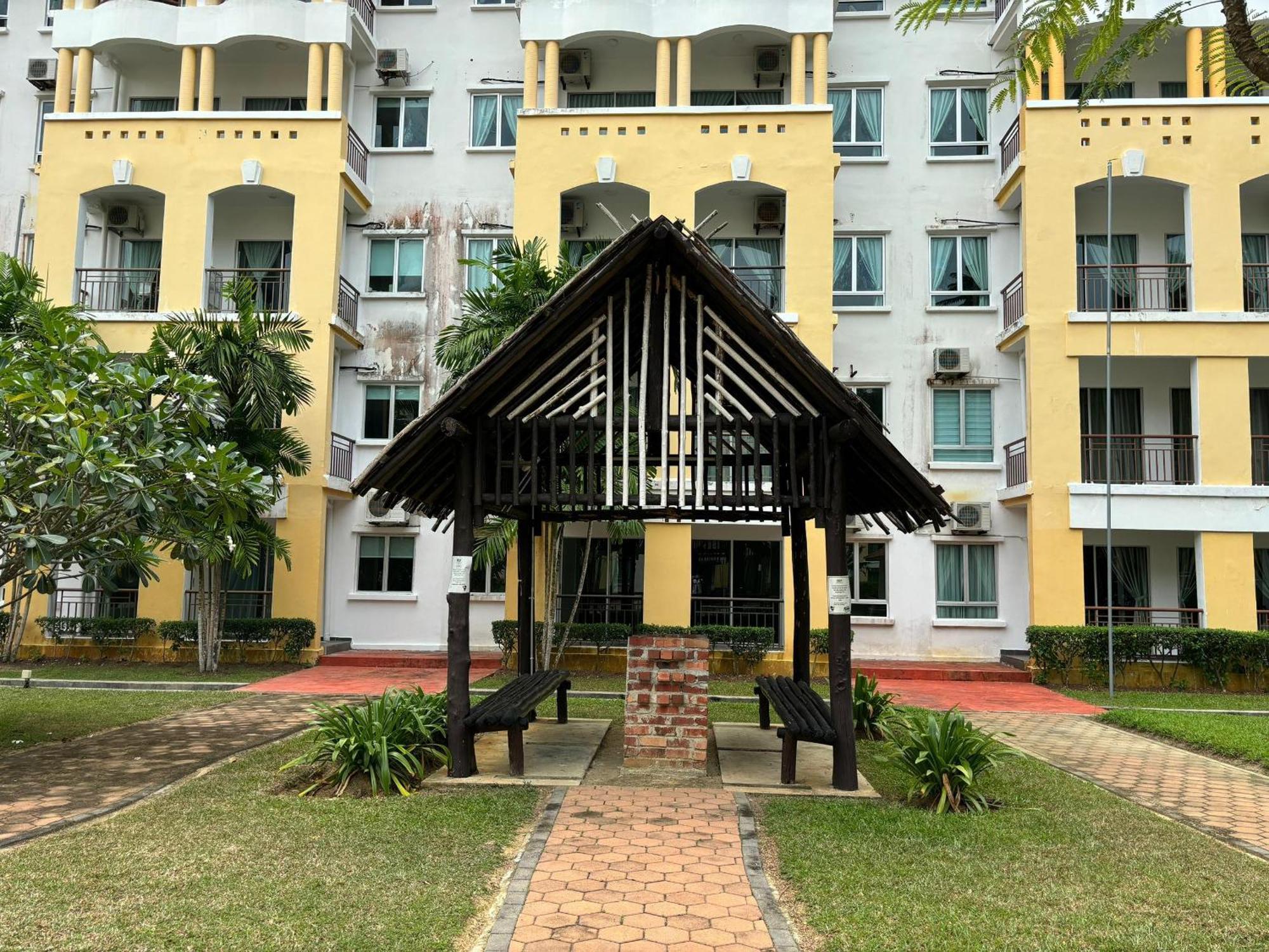 Apartment Desaru Family 5g Wifi Netflix D0308 Bandar Penawar